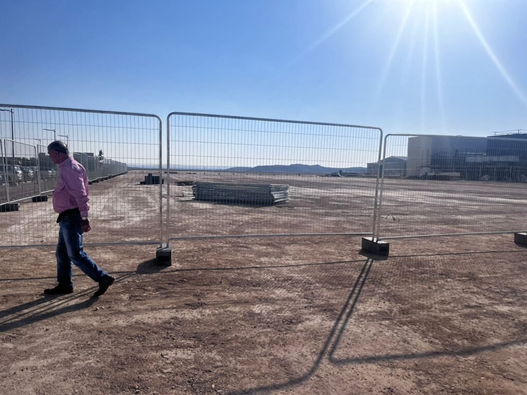 توريد وتركيب شبوك حديثة في الرياض