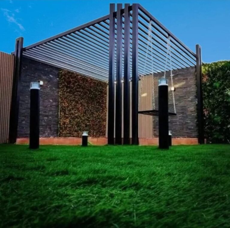 حدادتركيب برجولات حديد للأحواش حي الملقا:أفضل التصاميم العصرية لعام 2027 ومميزاتها